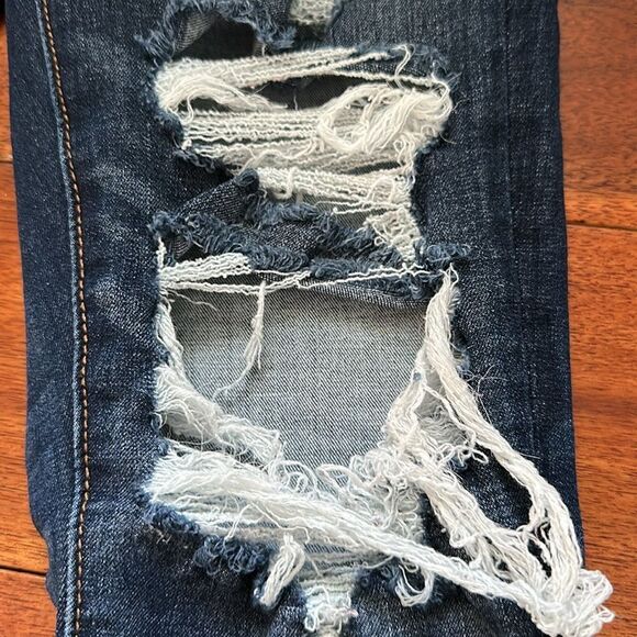 American Eagle Outfitters Blue Distressed  Hi-Rise Jegging  Size 6 short - Picture 4 of 11